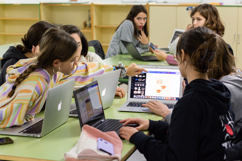 Thunkable Archives - Technovation Girls
